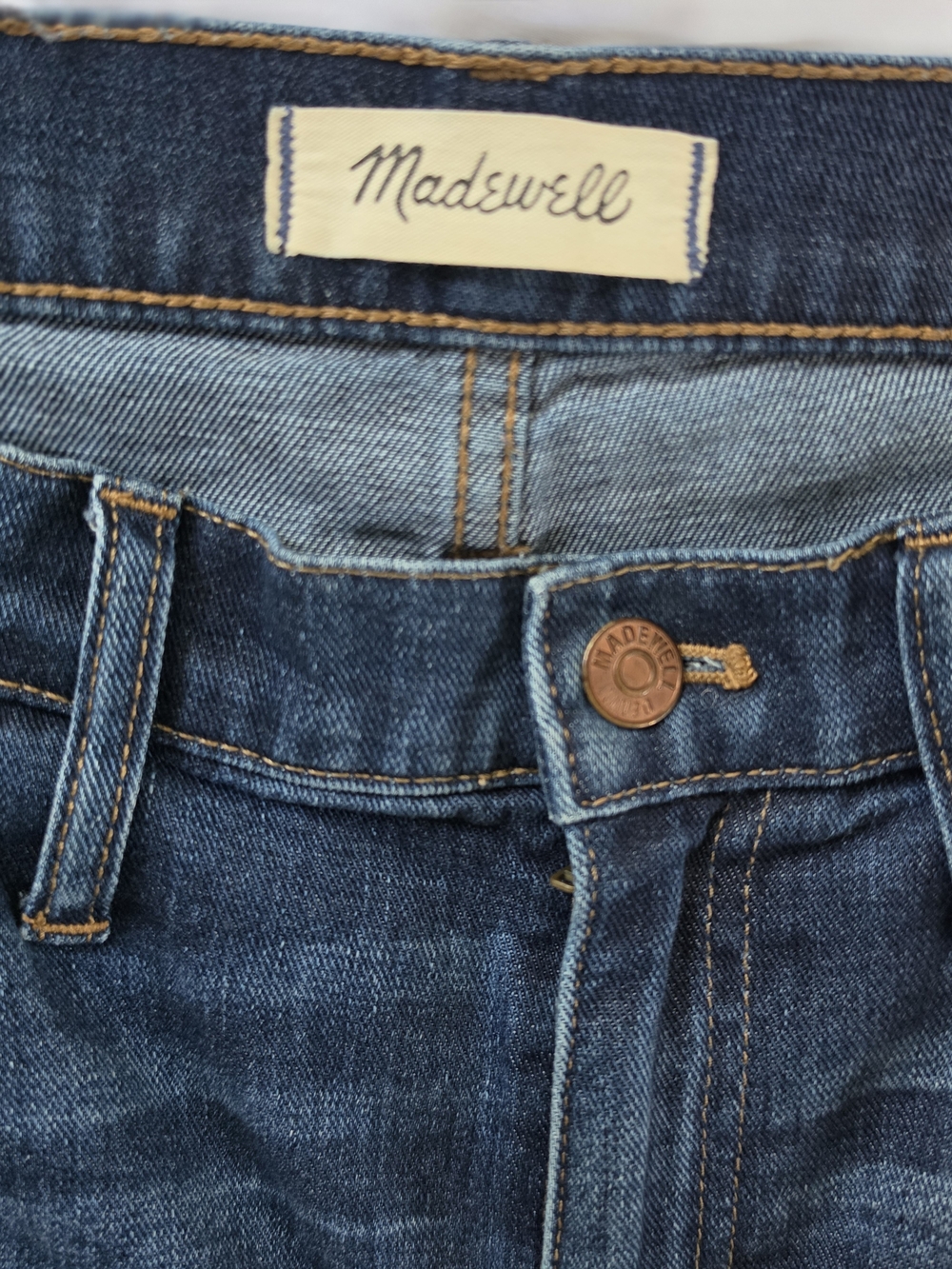 Madewell The Slim Boyjean Women's Jeans in Dark Indigo with Brown Patch - Picture 7 of 8